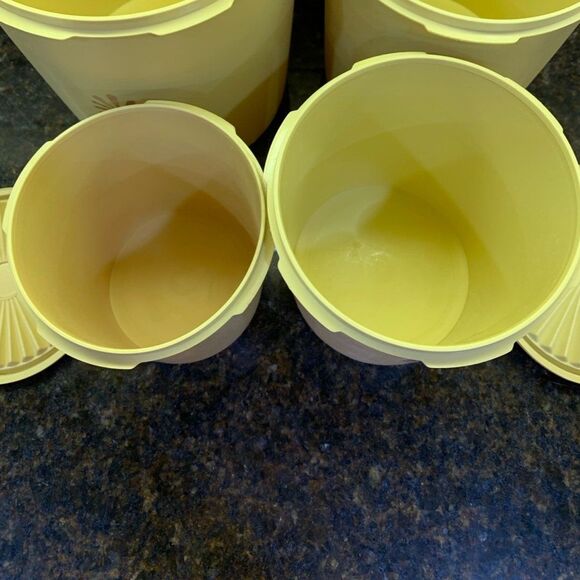 Vintage Tupperware Yellow Servalier 4 PC Set - Picture 3 of 4